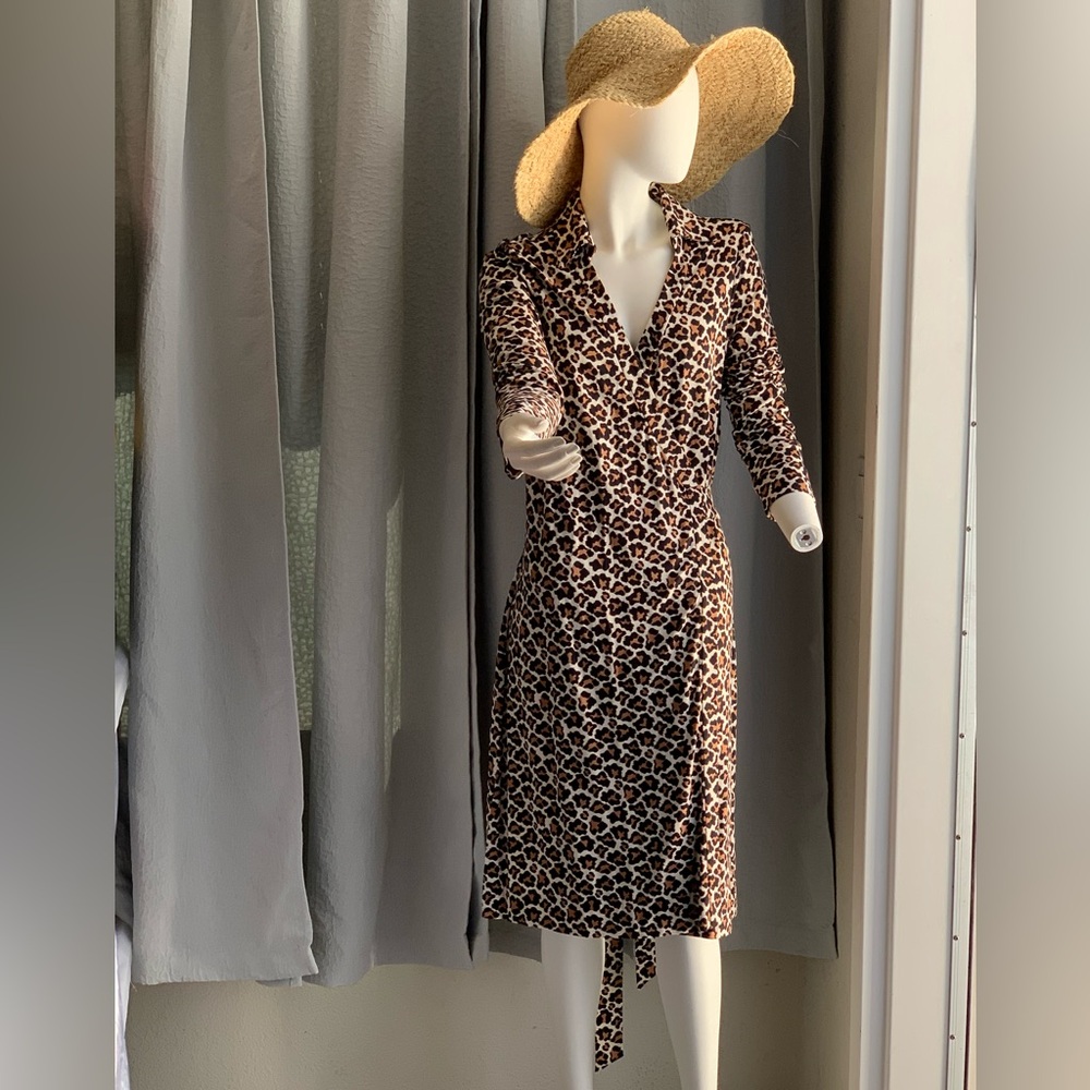 Diane Von Furstenberg Leopard Print Wrap Midi Dress - Brown, Black, Cream size M